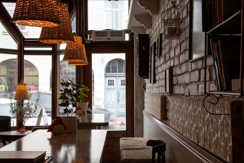 Cozy Cafe